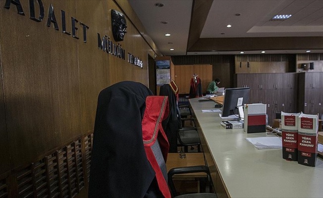 HSK bin 45 hakim ve savcının görev yerini değiştirdi