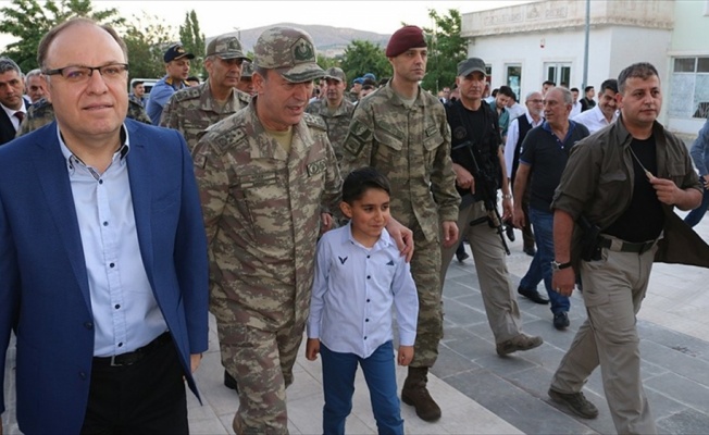Genelkurmay Başkanı Orgeneral Akar: Terörle mücadele devam edecek