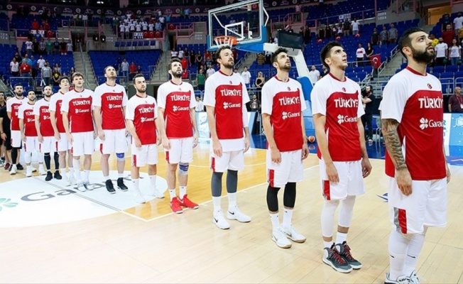 A Milli Erkek Basketbol Takımı'nda aday kadro 13 kişiye indi