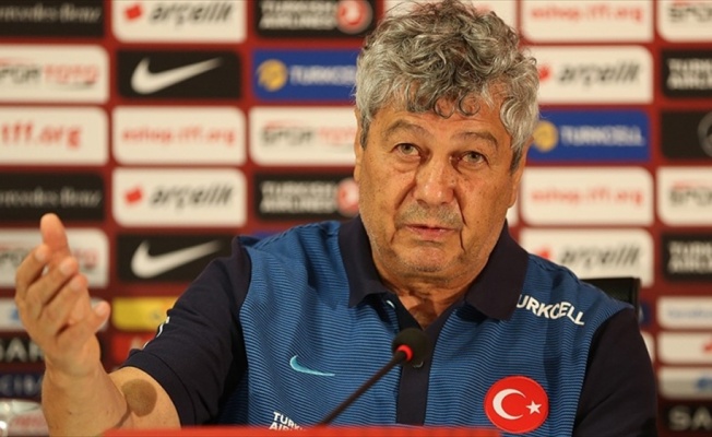 A Milli Takım Teknik Direktörü Lucescu: Yapılan hataların kasıtlı olduğunu düşünüyorum