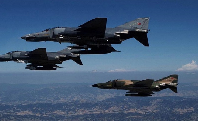 Irak'ın kuzeyine hava harekatında 5 ter&ouml;rist etkisiz hale getirildi