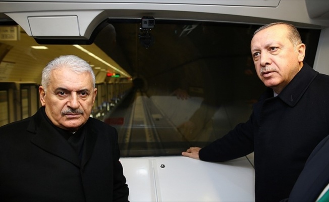 Erdoğan ve Yıldırım 'sürücüsüz metro'nun ilk seferine katıldı