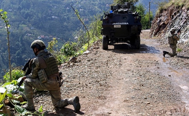 Giresun'da bir terörist teslim oldu