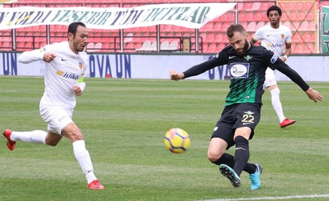 Kayserispor Umut'la kazandı