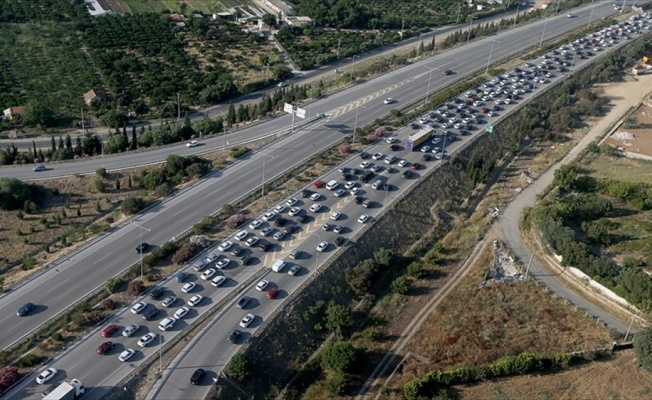 Trafiğe kayıtlı araç sayısı 10 yılda 9,2 milyon arttı