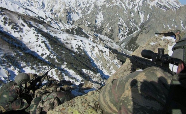 Ağrı Dağı bölgesinde 8 ter&ouml;rist etkisiz hale getirildi