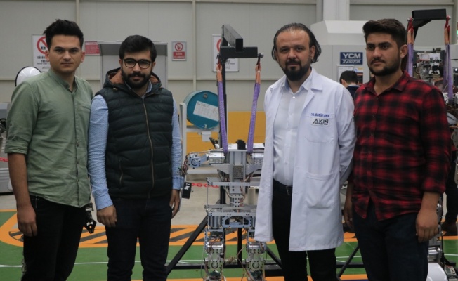 “Mini Robot Ada“ Üçüncü Havalimanı'nda göreve talip
