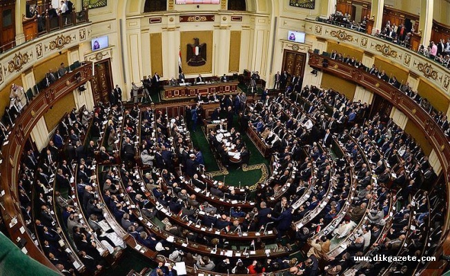 Arap Parlamentosu BM'den Filistin'e koruma istedi