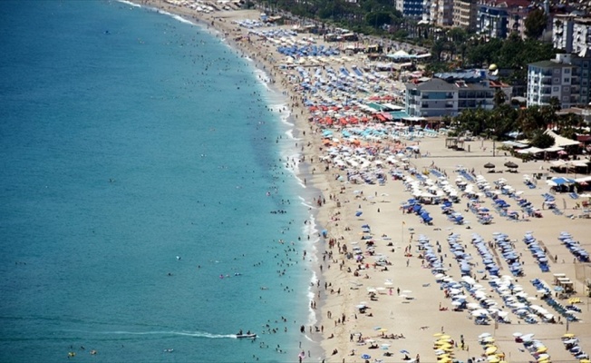 T&Uuml;RSAB Başkanı Bağlıkaya: 100 milyon turisti ağırlayabilecek kapasiteye sahibiz