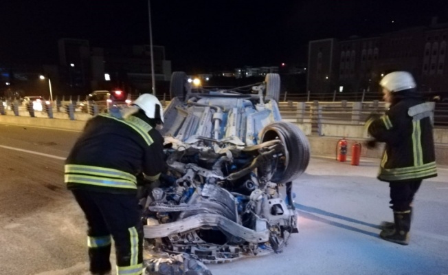 Kontrolünü kaybetti, karşı şeritten gelen otomobile çarptı: 1 ölü