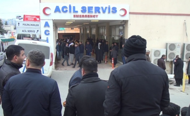 Şanlıurfa&rsquo;da silahlı kavga: 2 &ouml;l&uuml;, 1&rsquo;i asker 13 yaralı