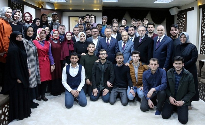Cumhurbaşkanı Yardımcısı Oktay: Beyin göçünü önlemeye yönelik özel bir çalışma yapıyoruz