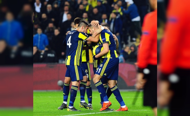UEFA Avrupa Ligi: Fenerbahçe: 1 - Zenit: 0 (İlk yarı)