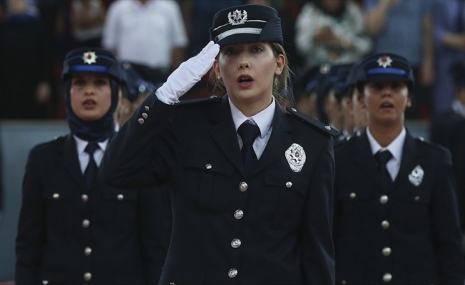 EGM 2 bin 500 kadın polis memuru adayı alacak