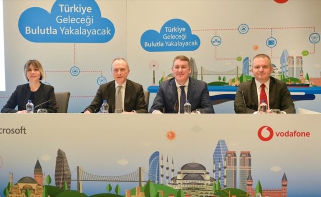 Microsoft ve Vodafone iş birliğinde 'yapay zeka' Türkçe öğrendi