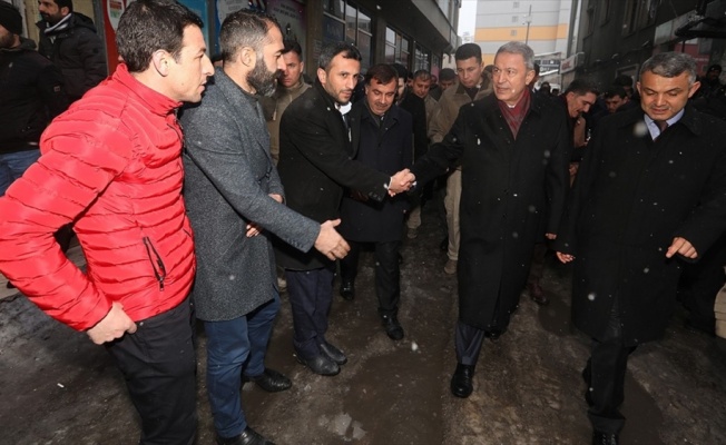 Milli Savunma Bakanı Akar: Münbiç ve Fırat’ın doğusu için hazırlıklarımızı yaptık