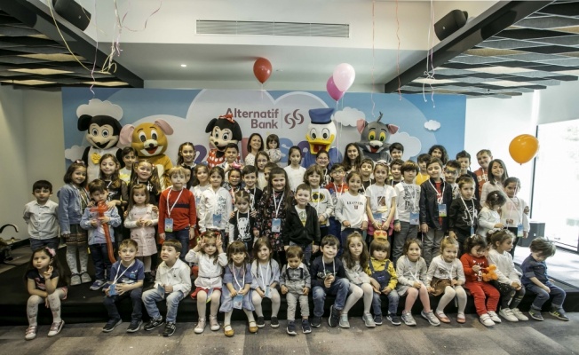 Alternatif Bank 23 Nisan&#039;ı çalışanlarının çocuklarıyla kutladı