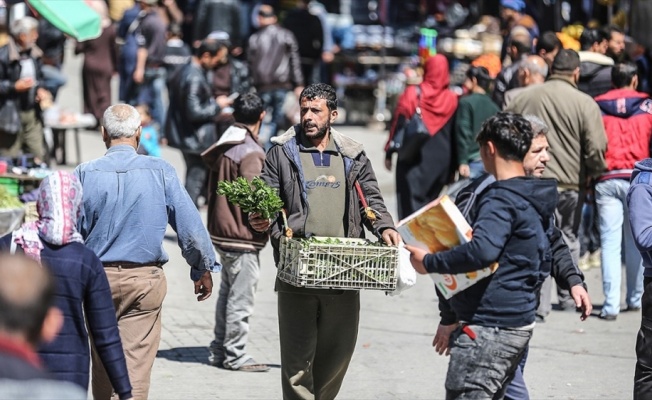 İsrail'in vergi kesintisi Filistin ekonomisinin yükünü ağırlaştırıyor