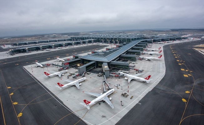 İstanbul'da uçaklar ortalama 143 yolcuyla iniş kalkış yaptı