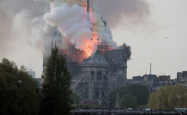 Notre Dame Katedrali i&ccedil;in 388 milyon avro daha bağış yapıldı