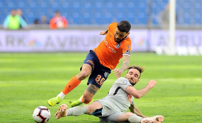 Spor Toto Süper Lig: M.Başakşehir: 1 - Çaykur Rizespor: 1 (Maç sonucu)