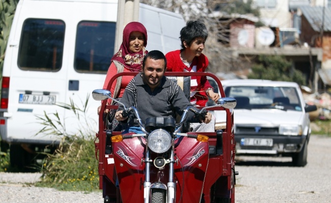 Triport&ouml;rleri arızalanan engelli kardeşler yardım bekliyor