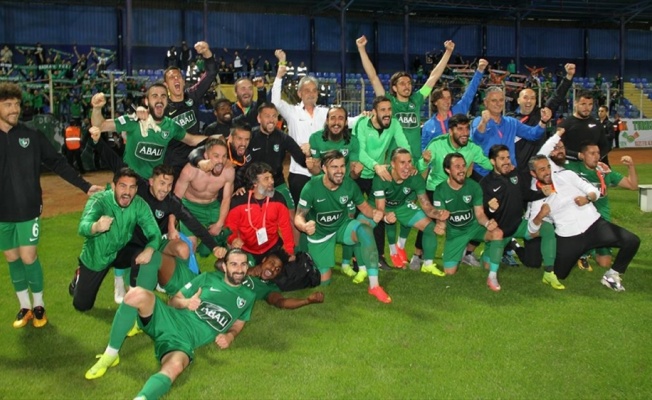 Spor Toto 1. Ligin şampiyonu Denizlispor