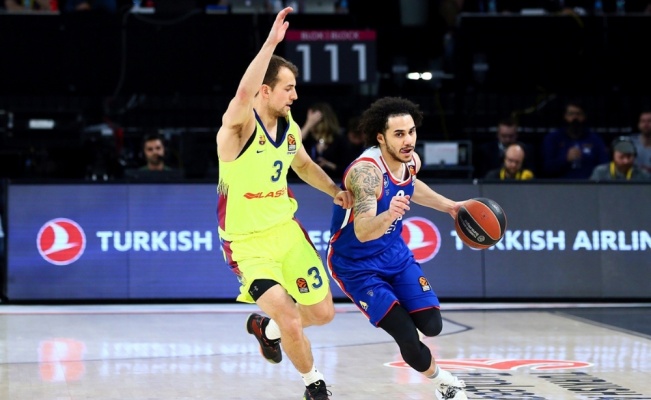 THY Euroleague Play-Off 5. ma&ccedil;ın MVP&rsquo;si Shane Larkin se&ccedil;ildi