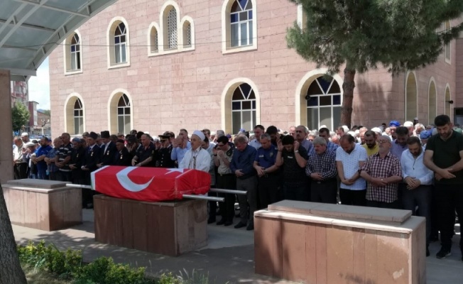 Kıbrıs gazisi son yolculuğuna uğurlandı