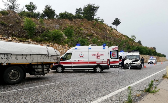 Yatağan’da kaza: 14 yaralı