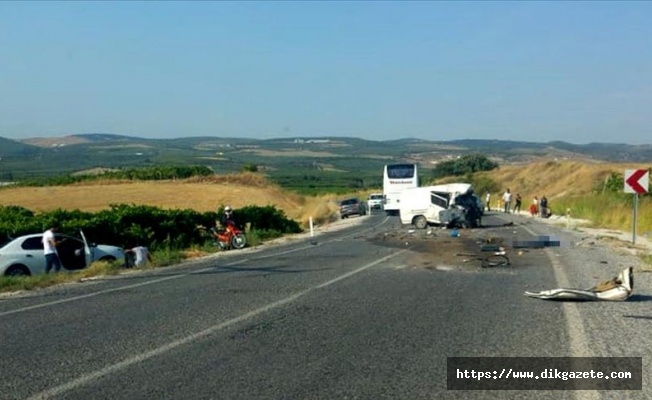 Manisa'da trafik kazası: 5 ölü, 6 yaralı