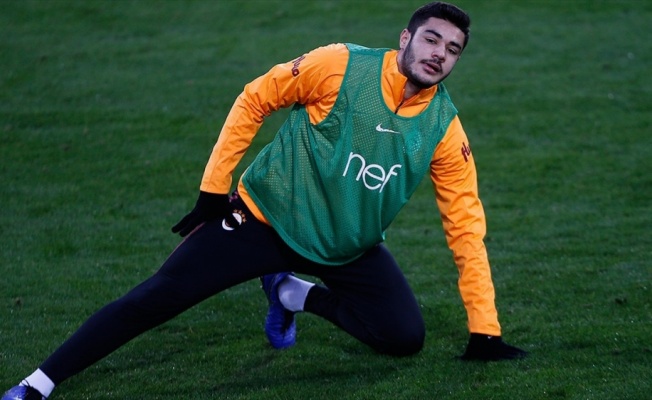 Schalke 04'e transfer olan Ozan Kabak: En iyi savunma oyuncuları 4 numarayı giyiyor
