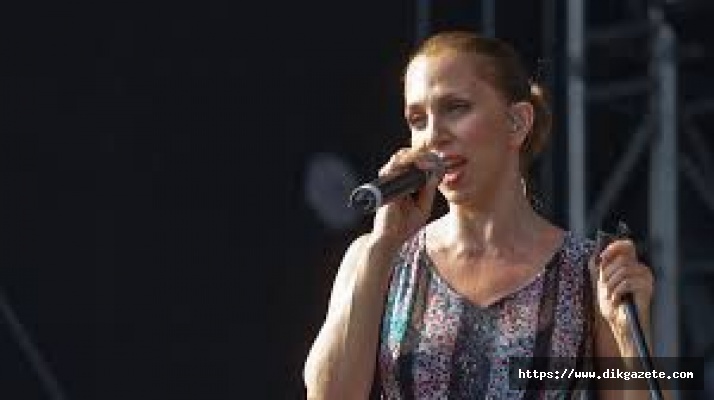Sertab Erener, 2020 Tokyo Olimpiyatları'na hazırlanan kadın sporcuları ağırladı