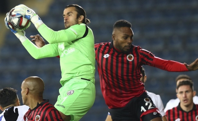 Trabzonspor, Erce Kardeşler ile g&ouml;r&uuml;şmelere başlandığını KAP'a bildirdi