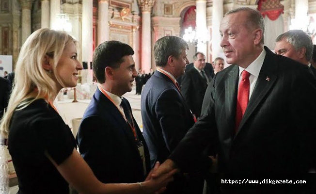 Rus milletvekili Poklonskaya: Erdoğan bilge, cömert, erkek...