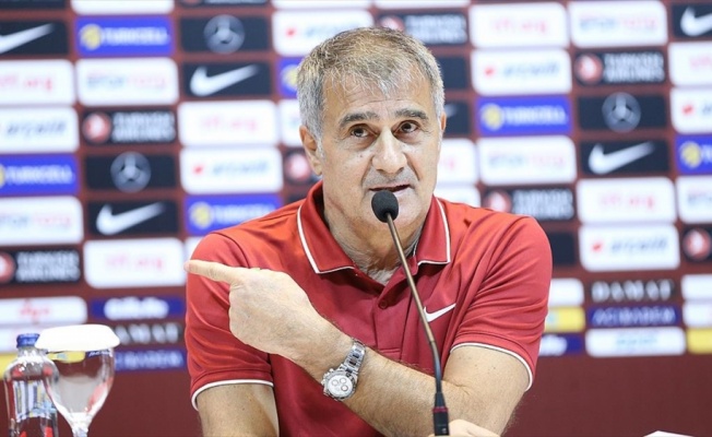 A Milli Futbol Takımı Teknik Direktörü Güneş: Son düzlüğe geldik son adımı da iyi yapmak istiyoruz