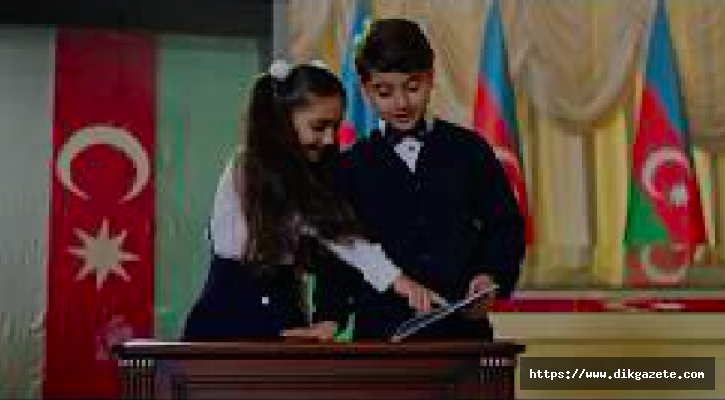 Azerbaycan Cumhurbaşkanı Aliyev&#039;den duygulandıran &quot;9 Kasım Ulusal Bayrak&quot; Günü videosu