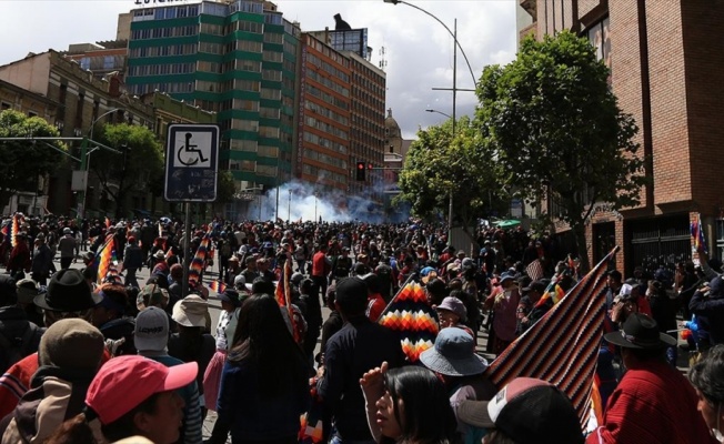 Bolivya'da 5 gösterici hayatını kaybetti