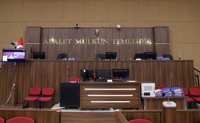 Eski HSYK üyesi Berberoğlu'na FETÖ üyeliğinden 12 yıl 9 ay 27 gün hapis