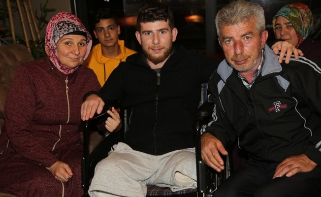 Pen&ccedil;e Harekatı'nda bacaklarını kaybeden gazi: Vatan i&ccedil;in canımı da vermeye razıydım