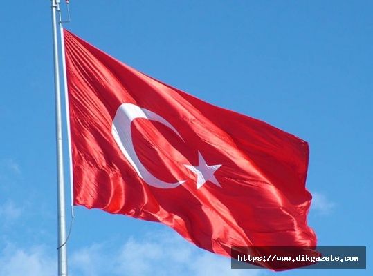 Uğur Okulları, Cumhuriyet Bayramı'nı kutlamayı sürdürüyor