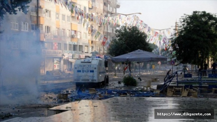 HDP mitingine saldırı davasında 3 sanığa 5'er kez ağırlaştırılmış müebbet