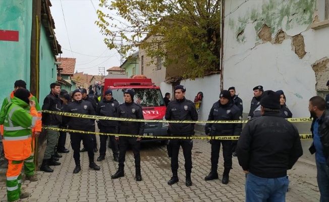 Konya'da kerpiç evde göçük: 2'si çocuk 3 kişi hayatını kaybetti