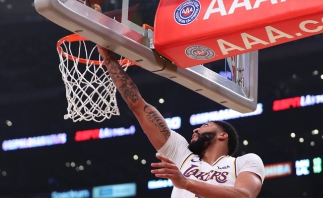 NBA'de Lakers, Davis'in 50 sayı attığı maçta Timberwolves'u yendi