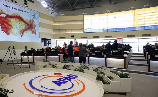 AFAD: Depremzedeler i&ccedil;in başlatılan yardım kampanyasında 50 milyon 576 bin lira toplandı