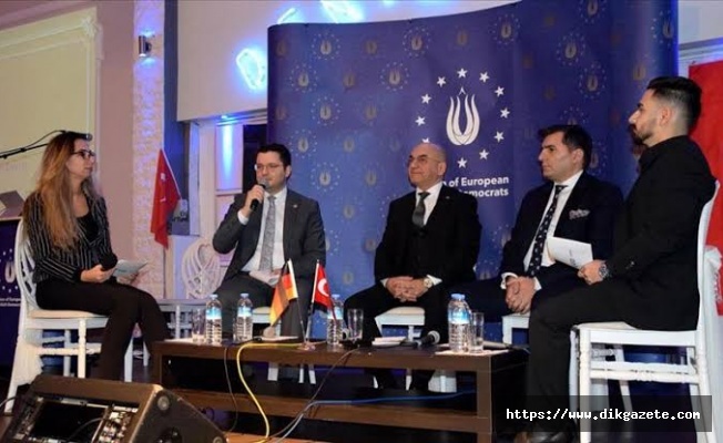 AP eski Milletvekili Ceyhun Bremen'de Barış Pınarı Harekatı'nı anlattı