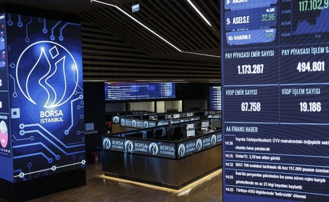 Borsa günün ilk yarısında rekor seviyeyi gördü