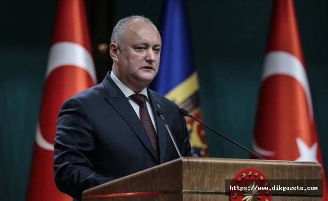 Moldova Cumhurbaşkanı Dodon: FETÖ okulları, devletin değil ki size verelim!