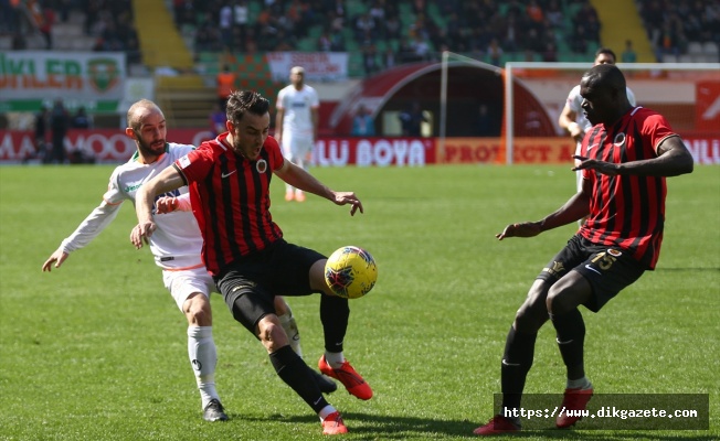 Alanyaspor'un 7 haftalık yenilmezlik serisi son buldu