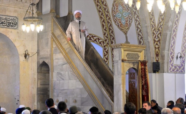 Diyanet İşleri Başkanı Erbaş'tan, Hatay'da 'Hak uğrunda mücadele' konulu hutbe
